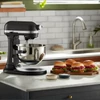 Kép 4/6 - KitchenAid Heavy Duty 5KSM55SXXEOB emelőkaros robotgép 5,2L onyx fekete