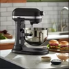 Kép 5/6 - KitchenAid Heavy Duty 5KSM55SXXEOB emelőkaros robotgép 5,2L onyx fekete