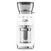 Kép 3/5 - Smeg CGF03WHEU félprofesszionális kávédaráló retro 150W fehér