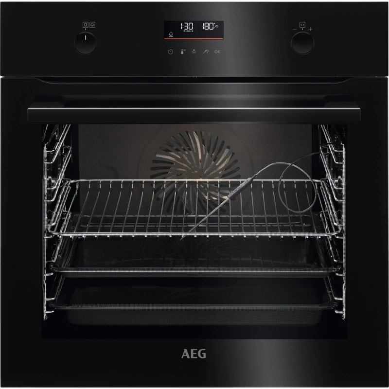 AEG BCE556360B SteamBake beépíthető sütő gőzfunkcióval