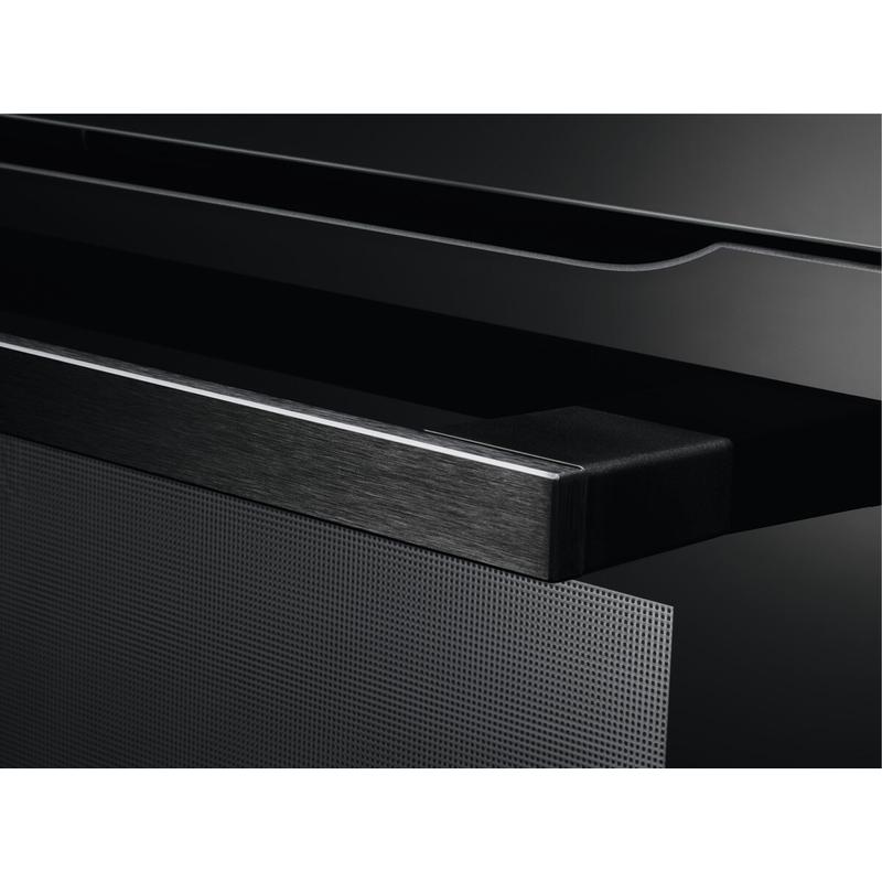 AEG BCE556360B SteamBake beépíthető sütő gőzfunkcióval