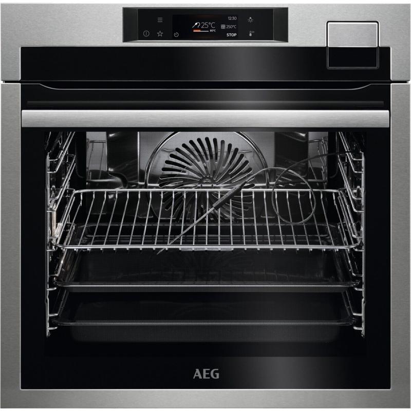 AEG BSE792380M SteamPro Beépíthető Gőzsütő Steamify, gőztisztítás, maghőmérő