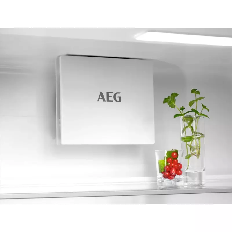 AEG NSC7G751ES GreenZone 7000 Beépíthető alulfagyasztós hűtő, 188.4 cm