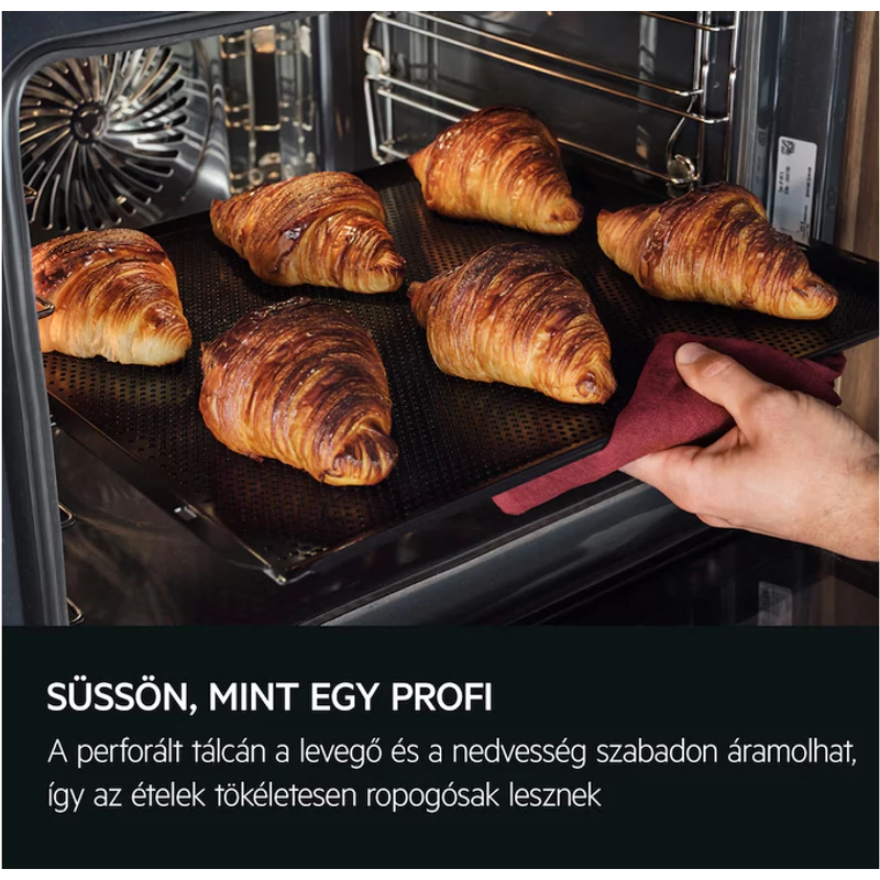 AEG TP9SB831AB ProAssist/SteamPro 9000 gőzsütő gőztisztítással fekete