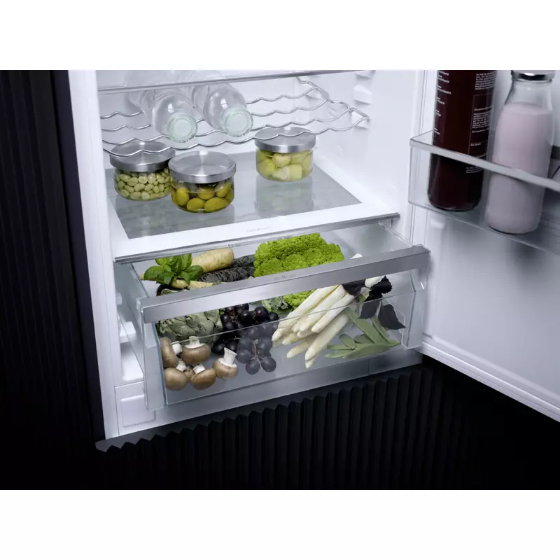 Miele KFN 7734 D beépíthető kombinált hűtőszekrény