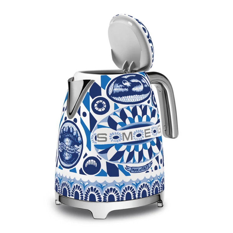 Smeg KLF03DGBEU vízforraló Dolce&Gabbana Blu Mediterraneo 