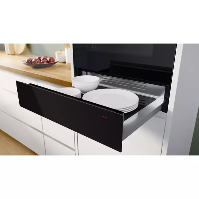 Bosch BIC7101B1 beépíthető melegentartó fiók 14cm magas fekete Serie8