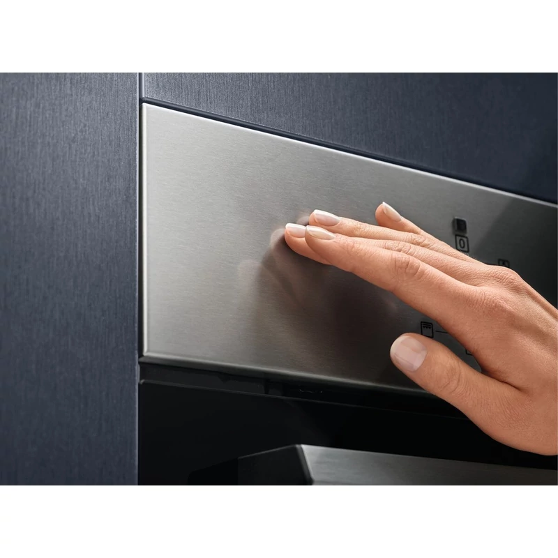 Electrolux EEC2400EOX beépíthető sütő