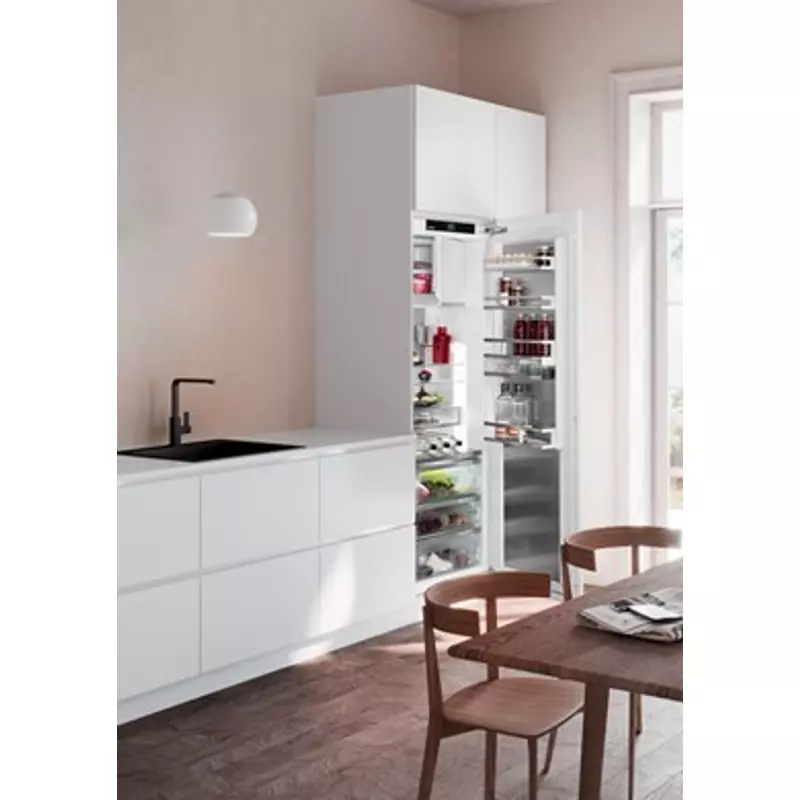 Liebherr IRBAd 5171 Peak beépíthető hűtő BioFresh Professional AutoDoor 250/27L 177x56x55cm