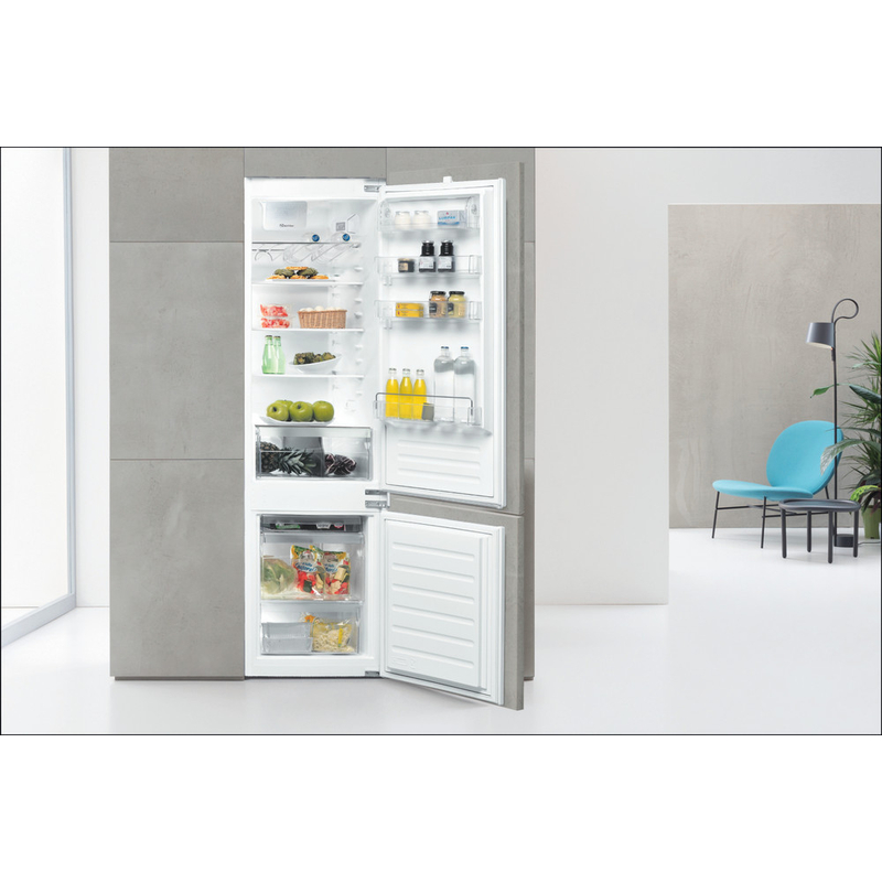 WHIRLPOOL Beépíthető Kombinált Hűtőszekrény ART 96101